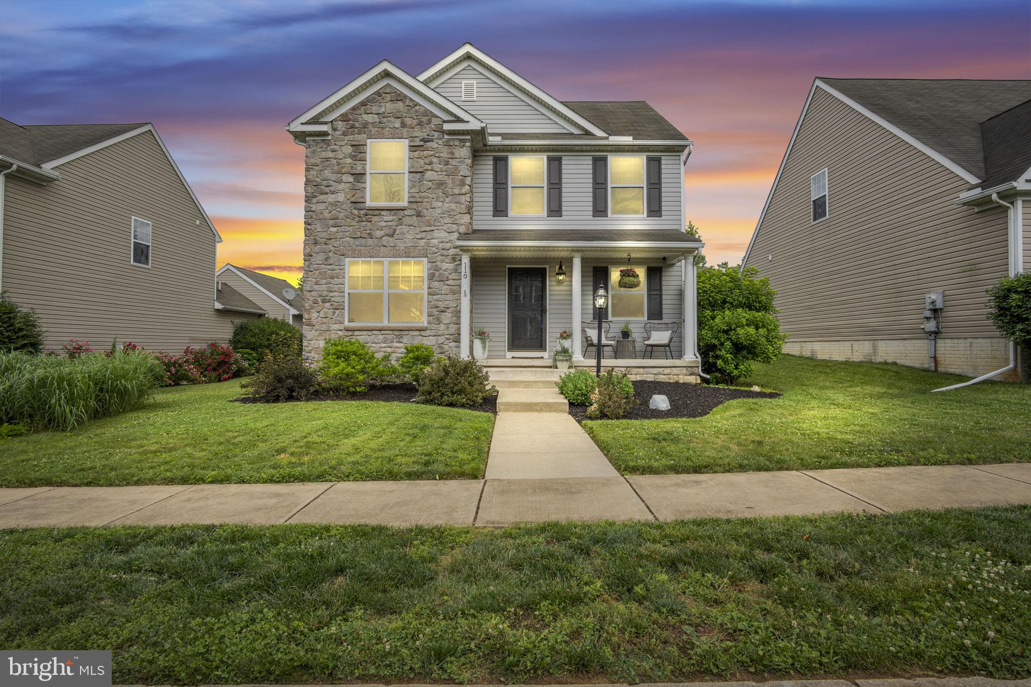 CASTLETON - Residential