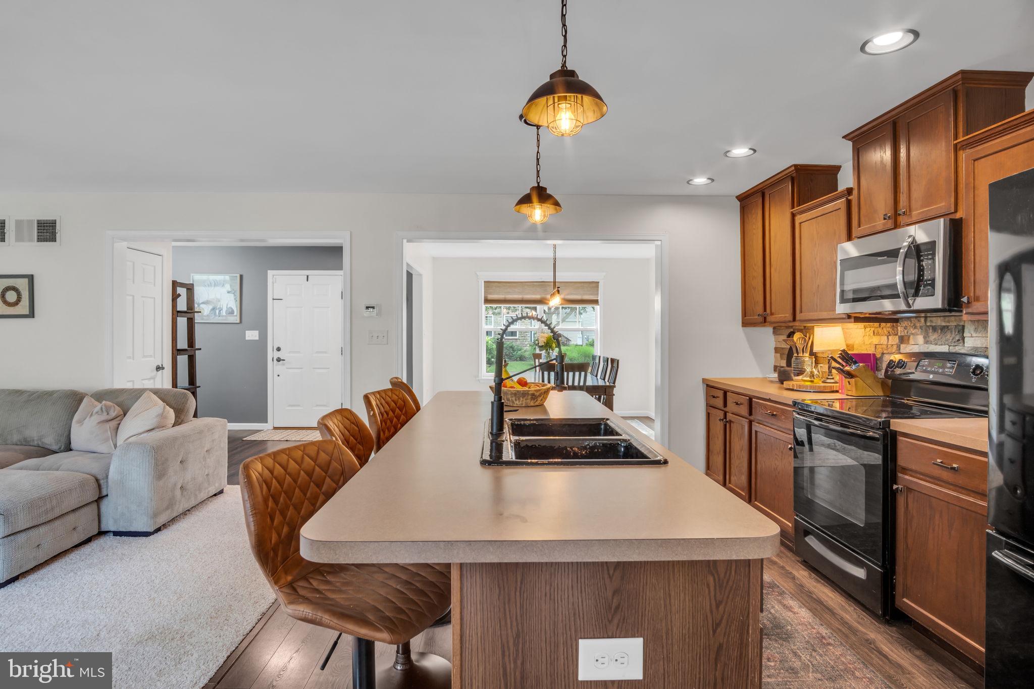 CASTLETON - Residential
