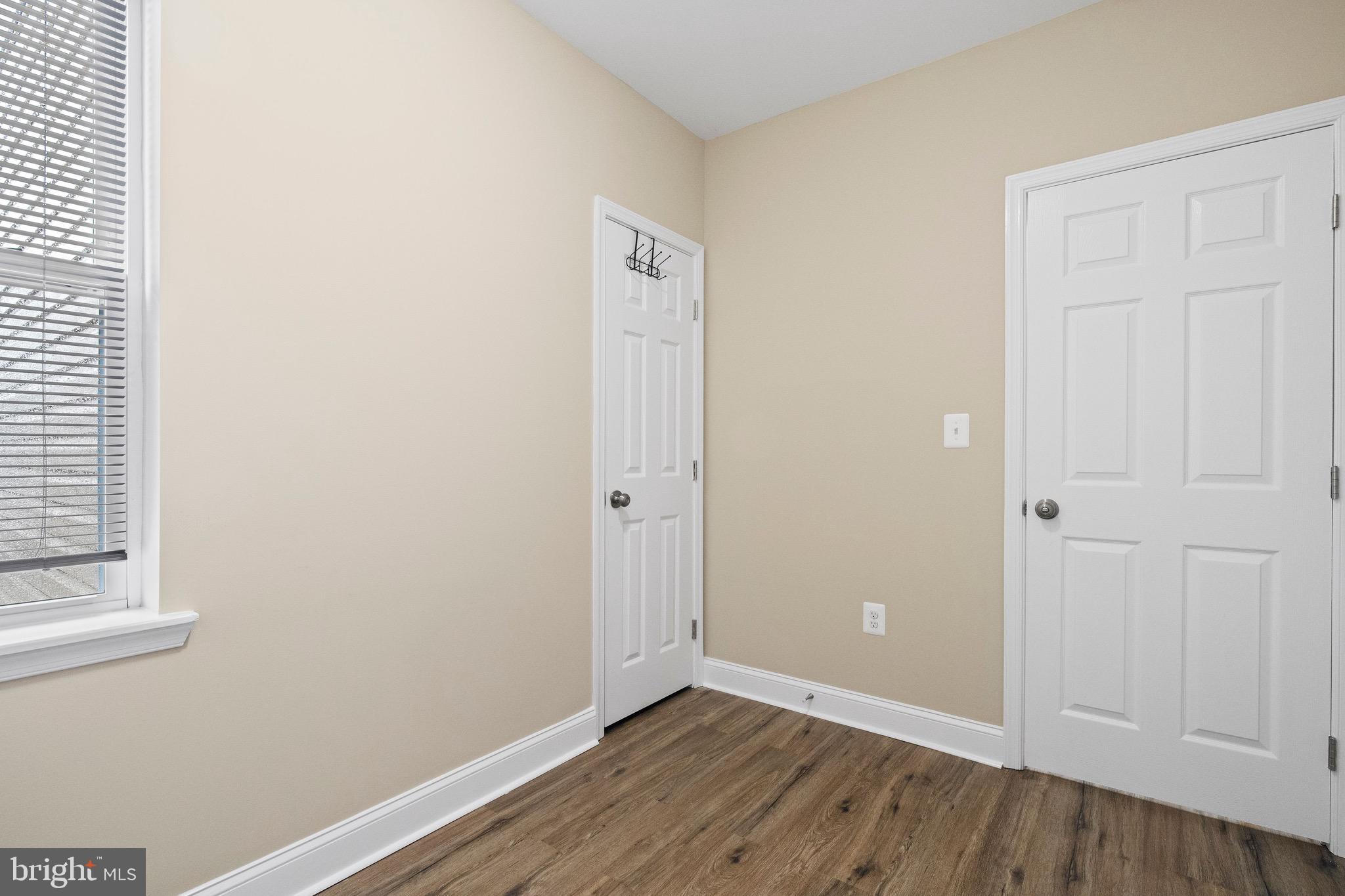MADISON EASTEND - Residential