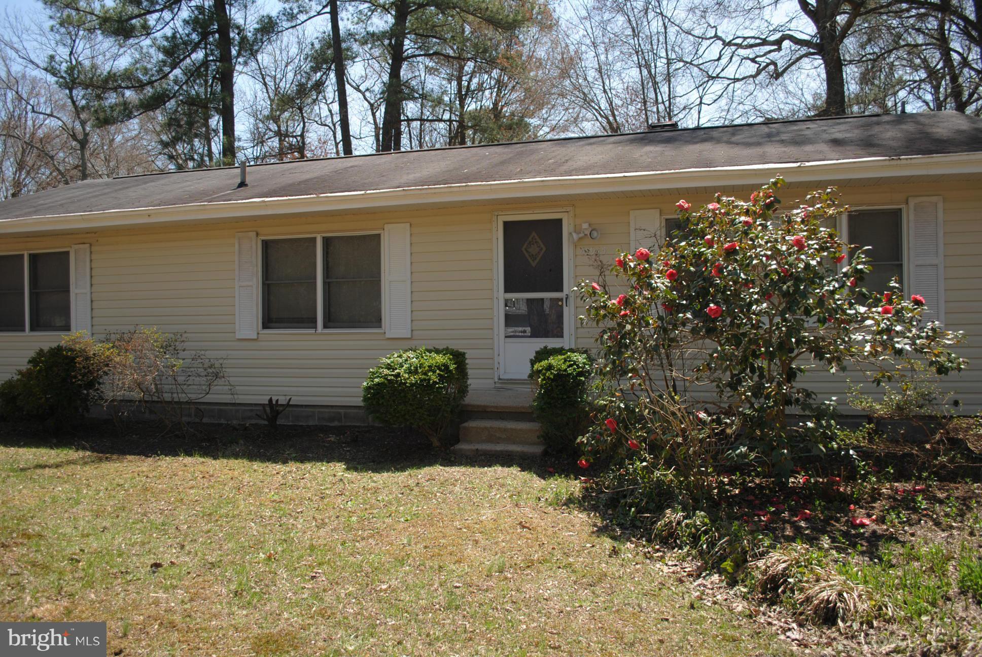 This is a good rambler with 3 bedrooms, 2 baths.  Very close to PAX.  Big backyard with a large amish shed.  Being sold as is.