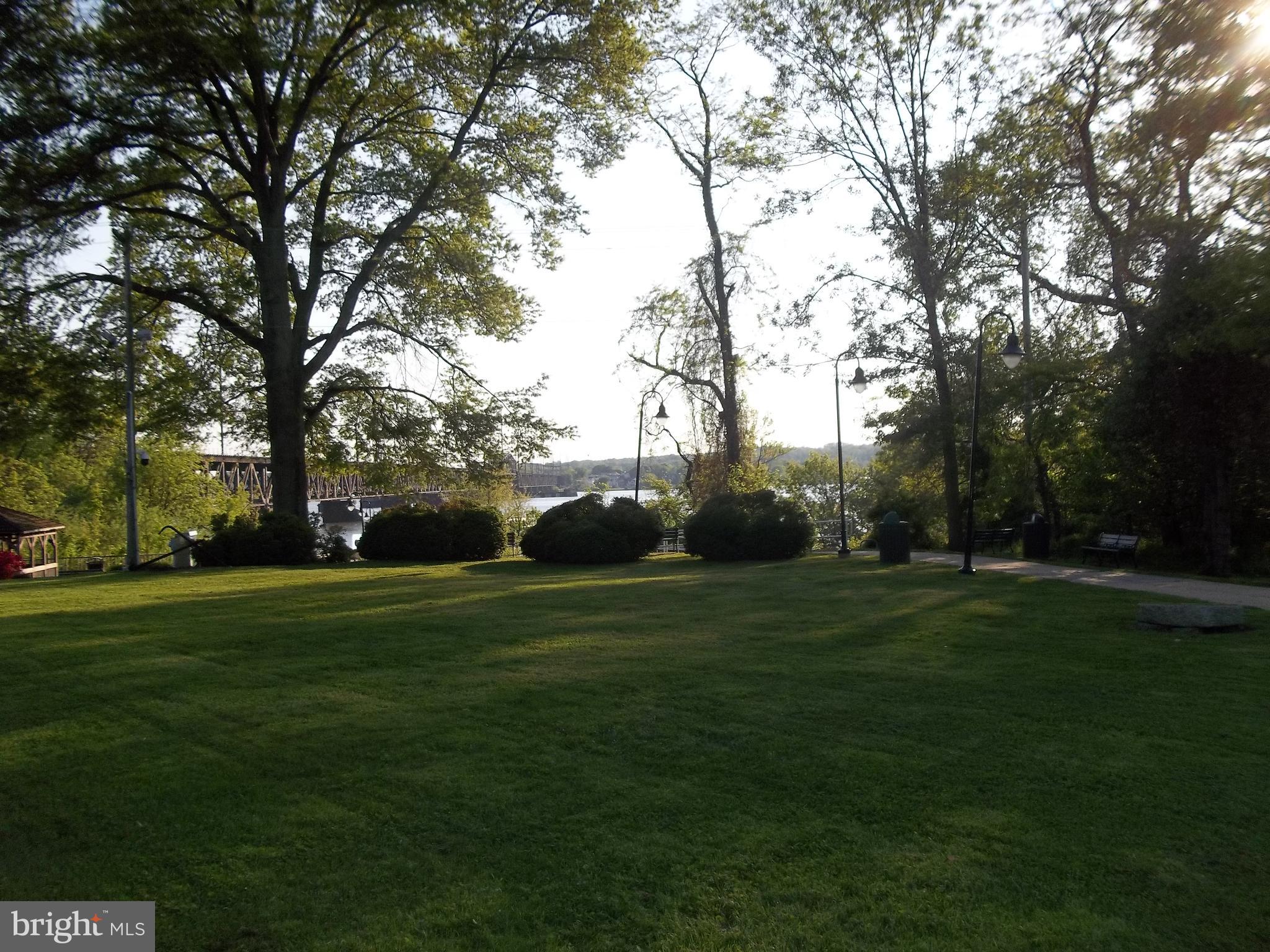 FRENCHTOWN CROSSING - Residential
