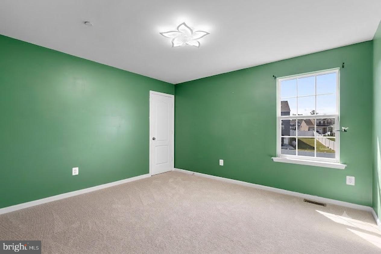 MEADOWBROOK - Residential
