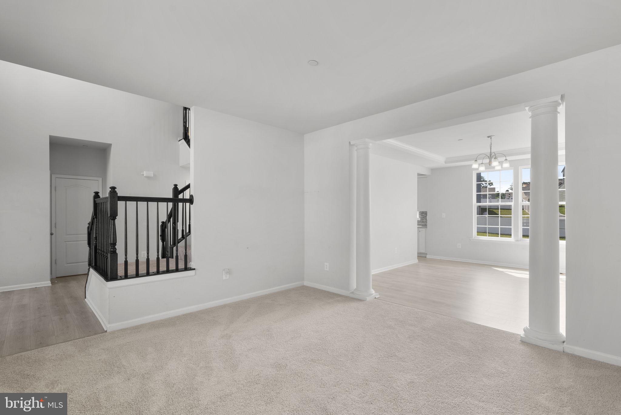 MEADOWBROOK - Residential