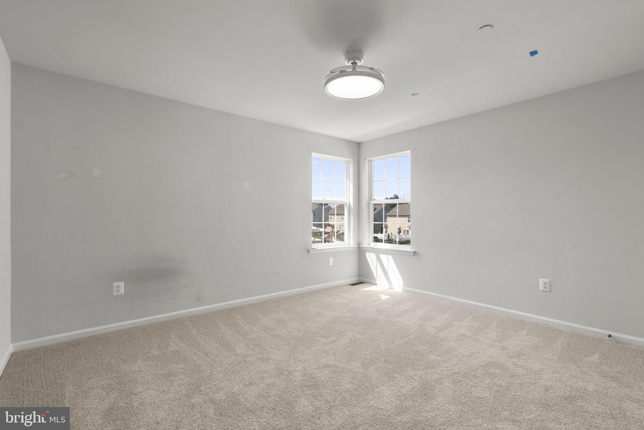 MEADOWBROOK - Residential