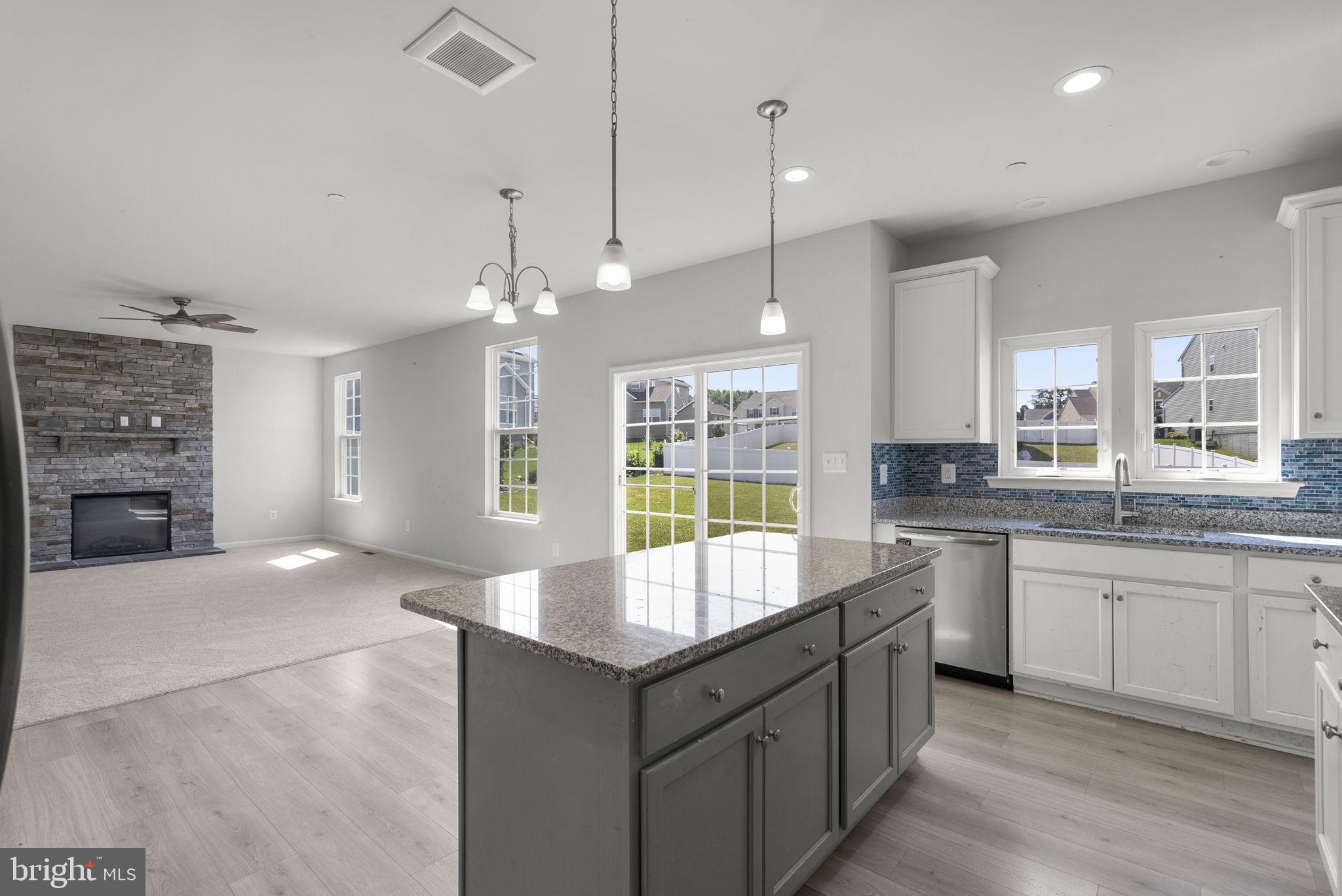 MEADOWBROOK - Residential