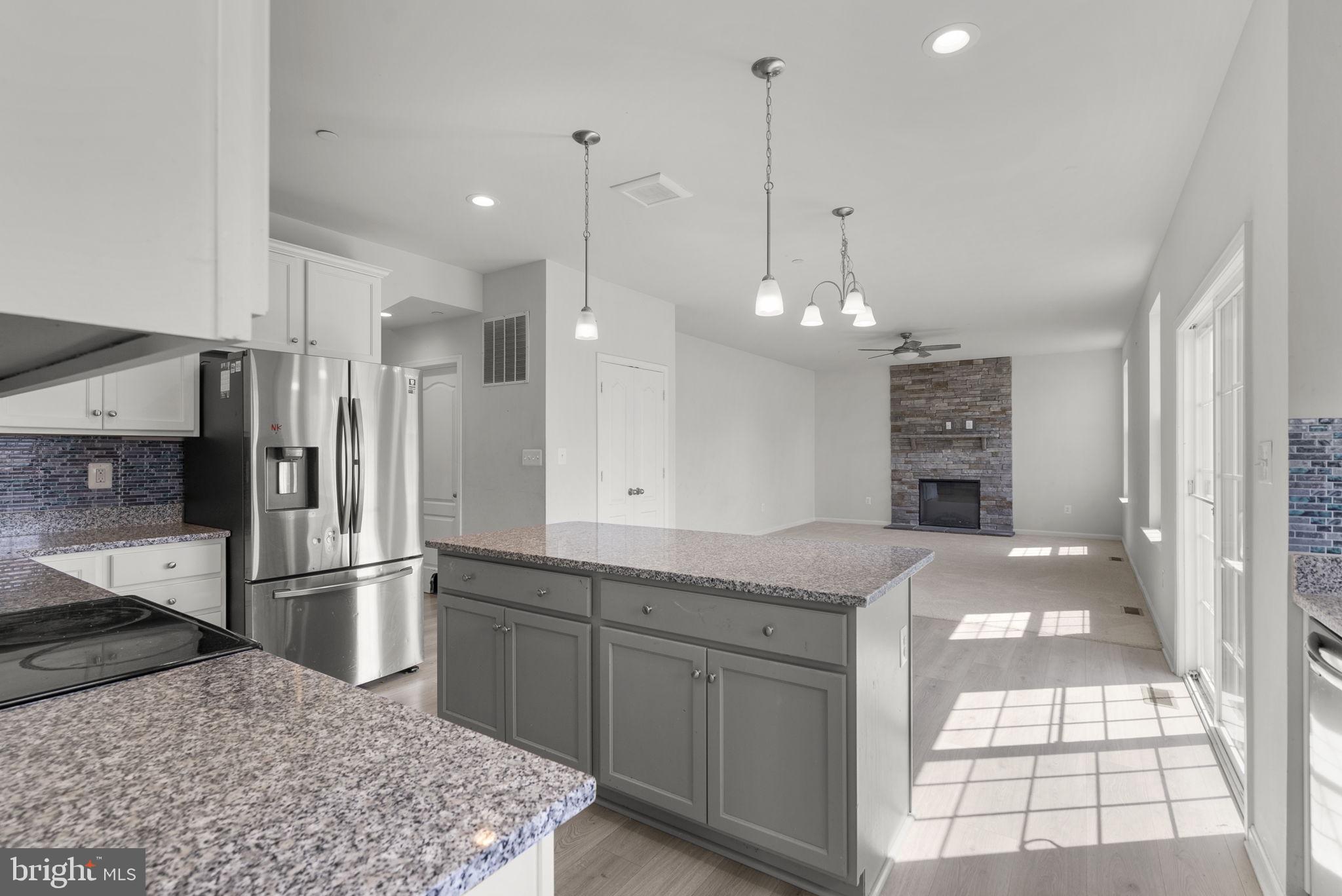 MEADOWBROOK - Residential
