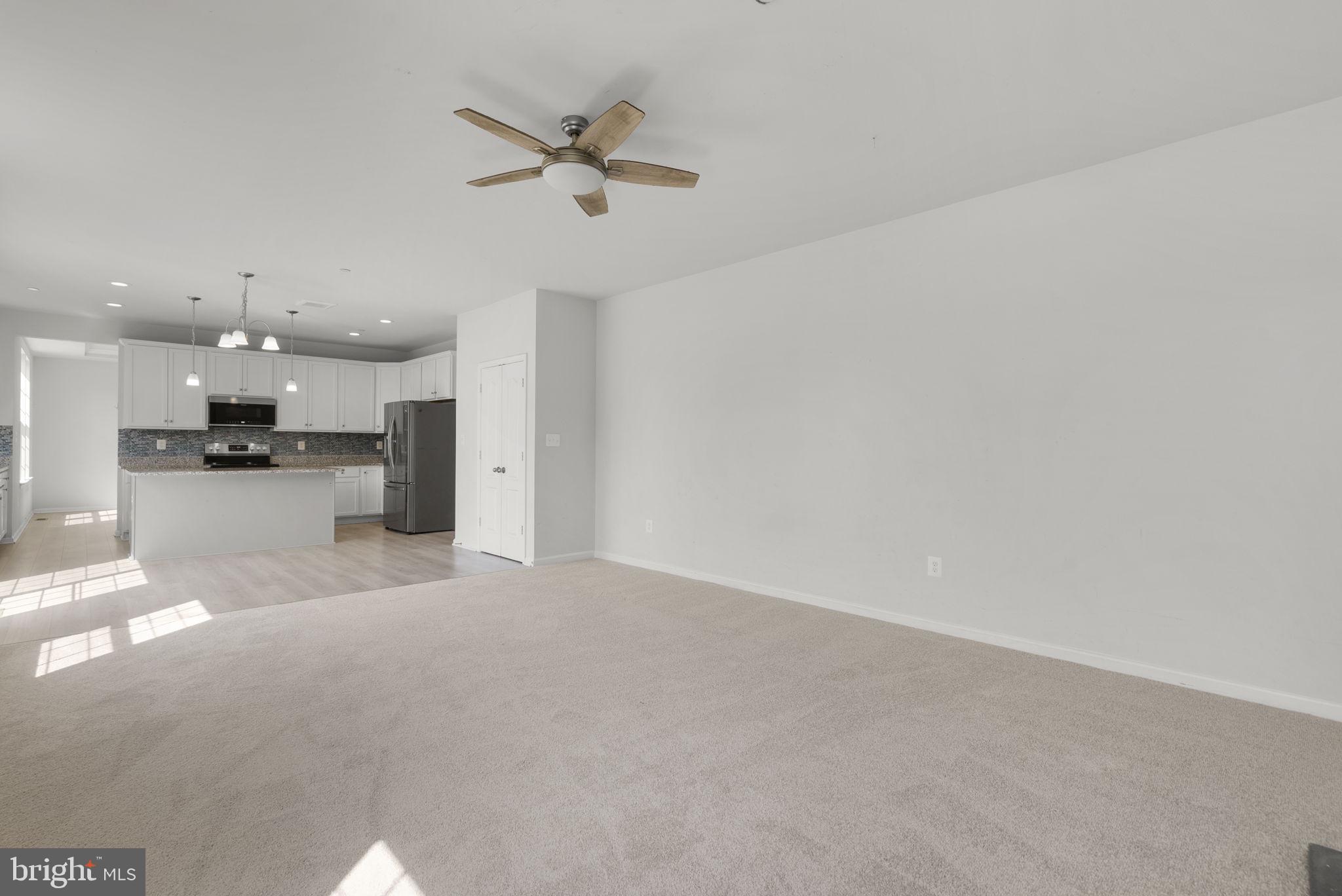 MEADOWBROOK - Residential