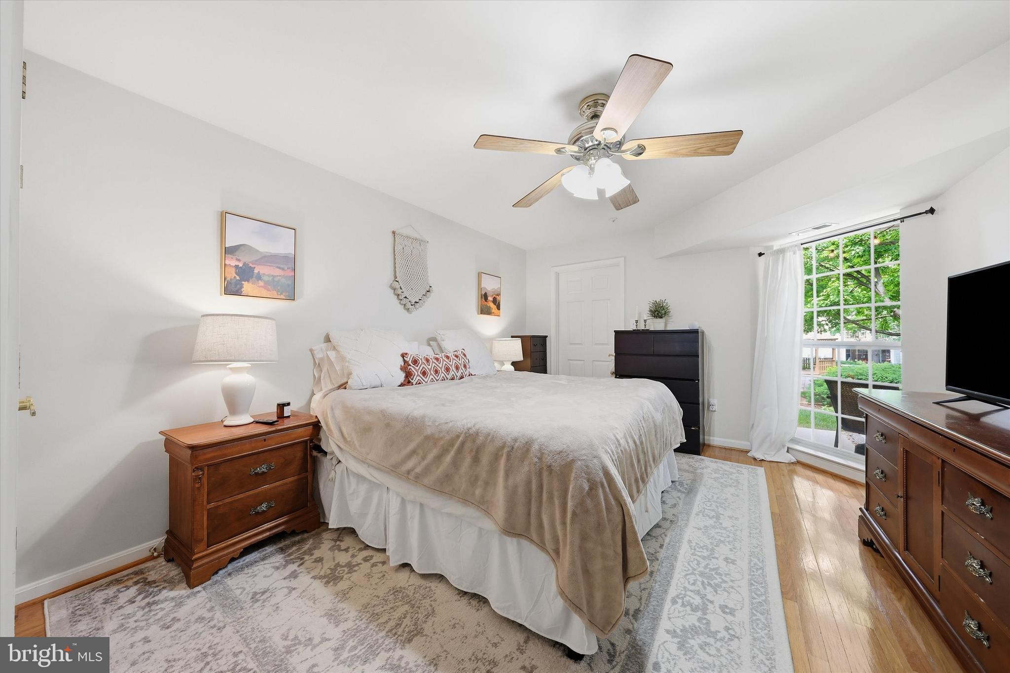 ECHO GLEN - Residential