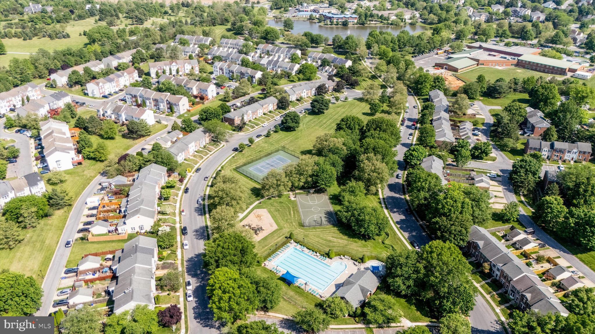 ECHO GLEN - Residential