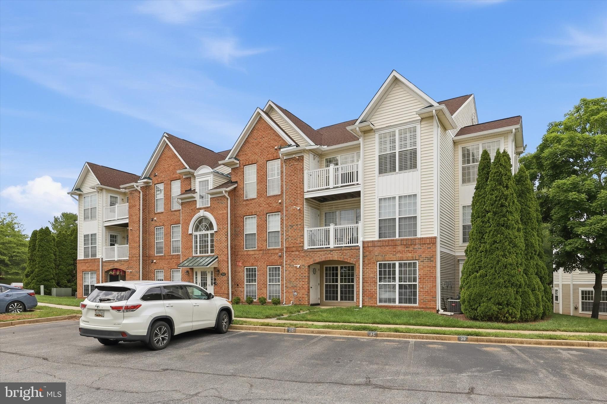 ECHO GLEN - Residential