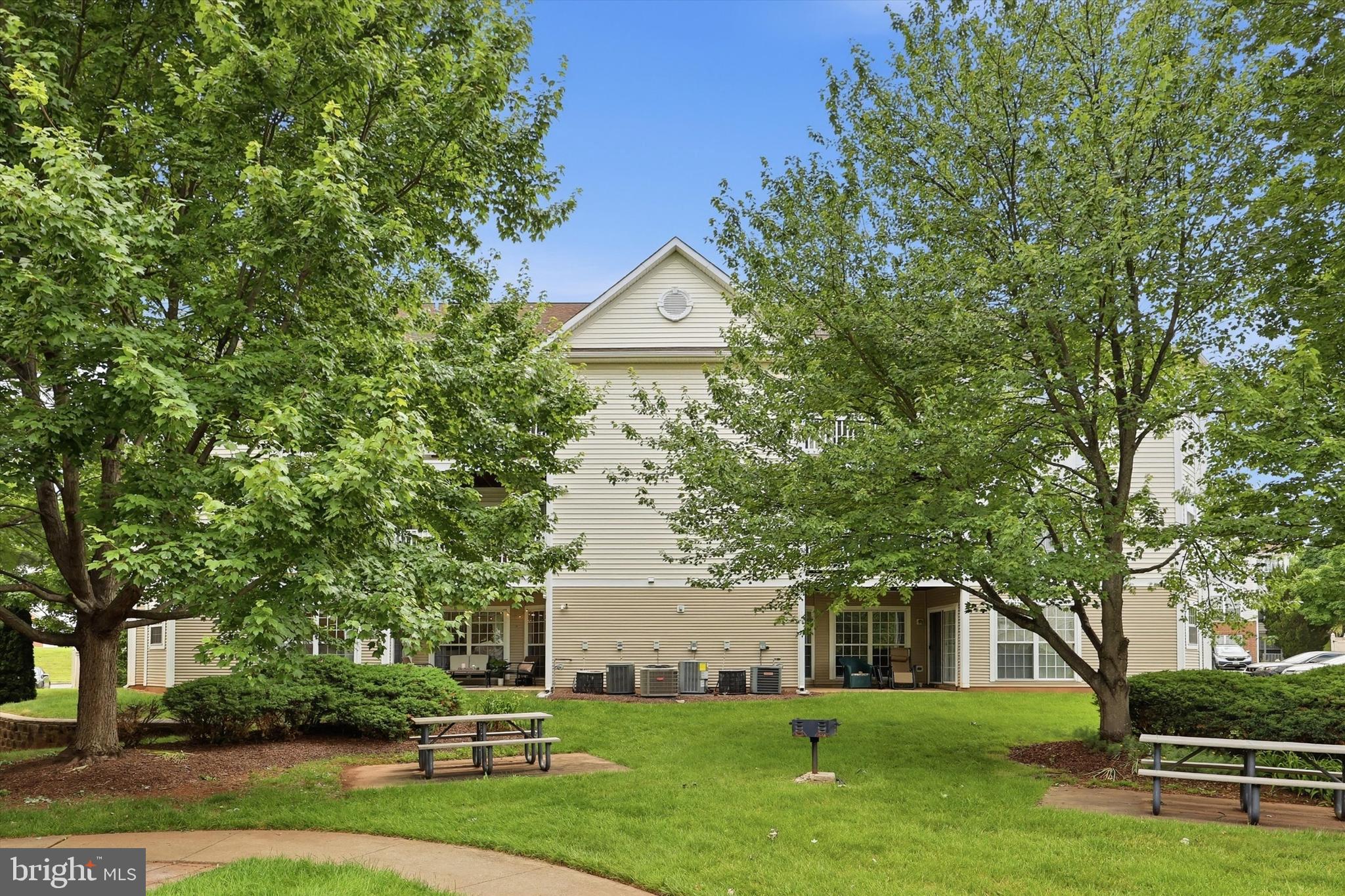 ECHO GLEN - Residential