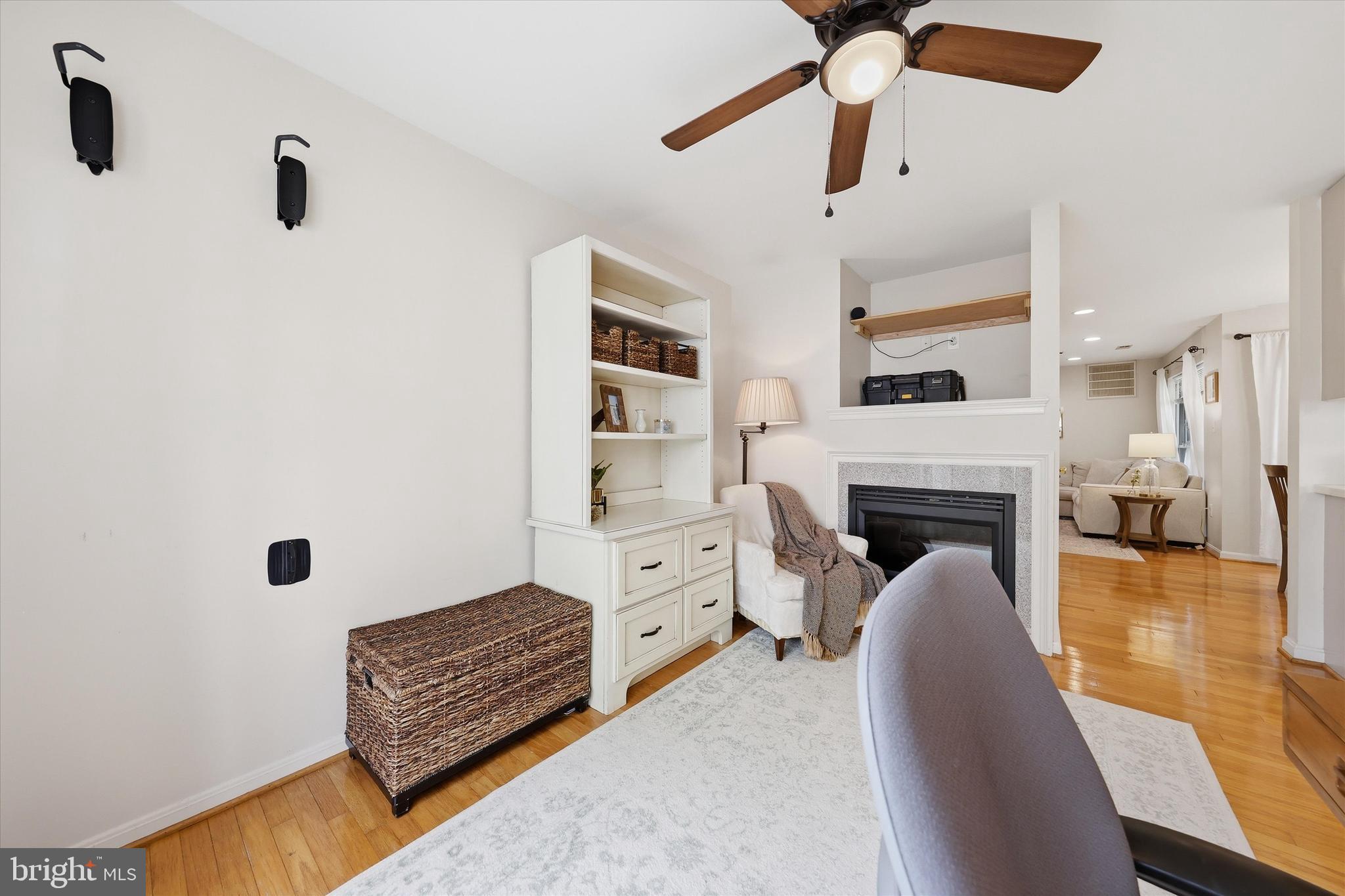 ECHO GLEN - Residential