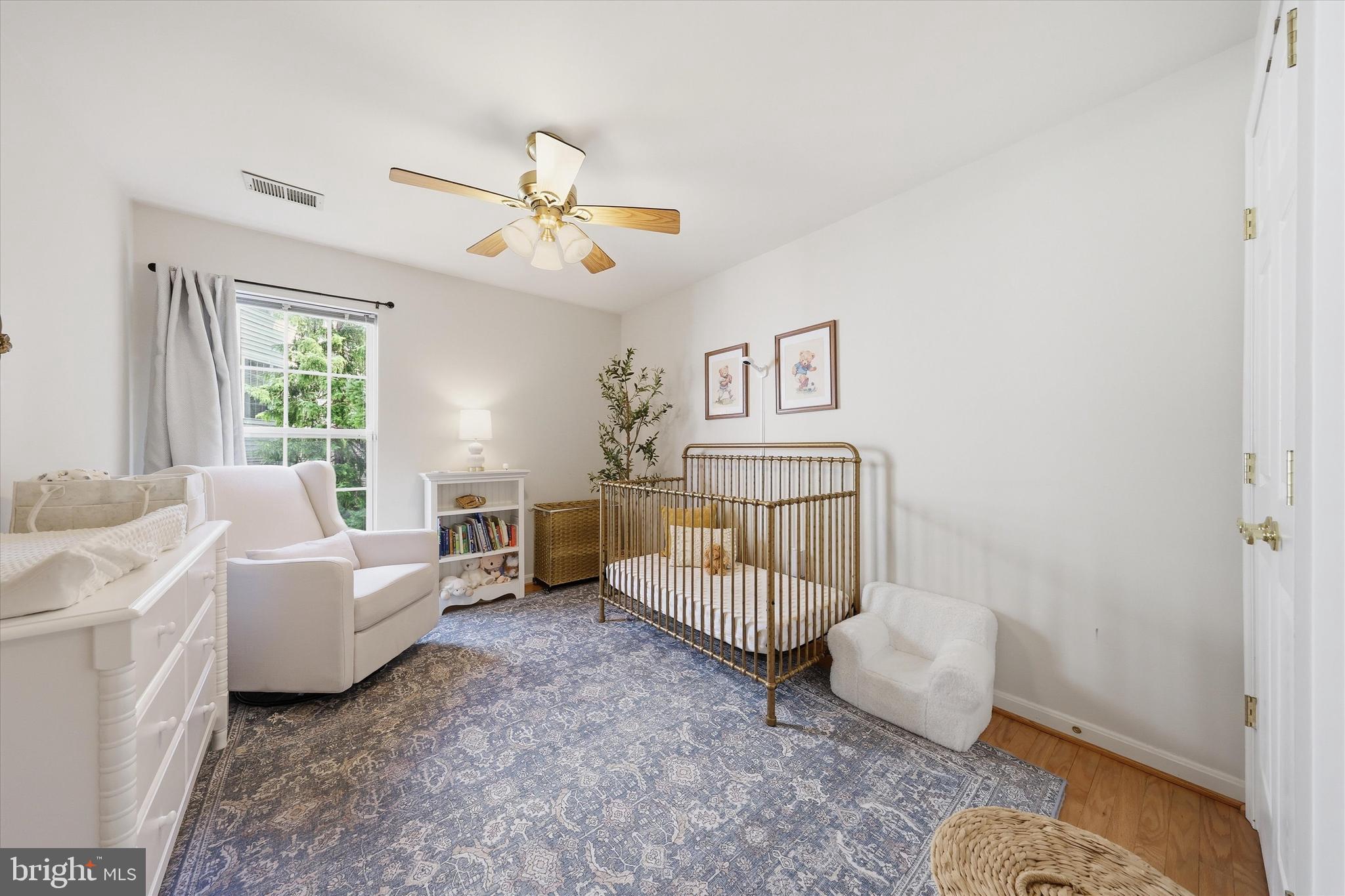 ECHO GLEN - Residential