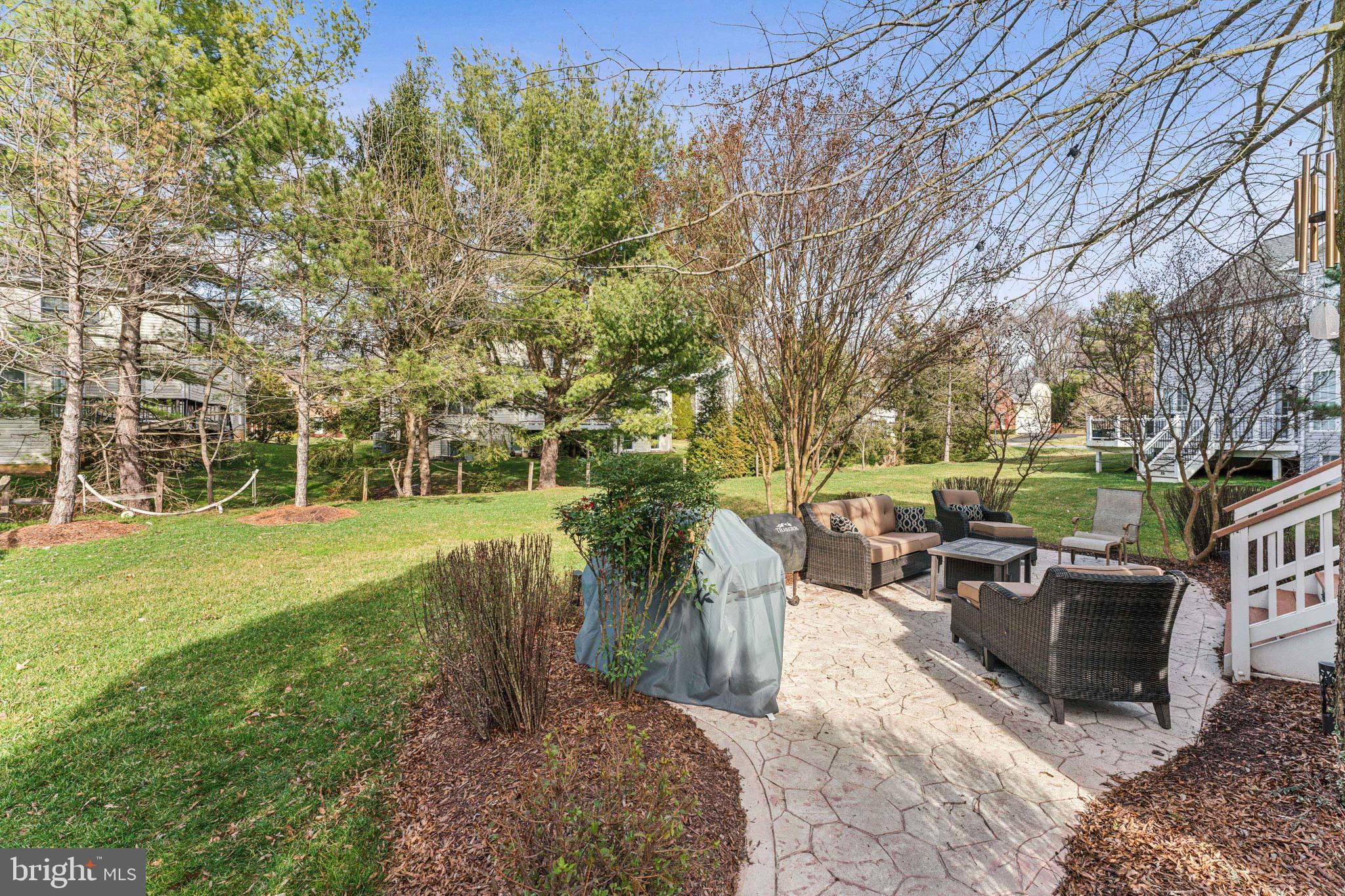 OAK HILL MANOR - Residential