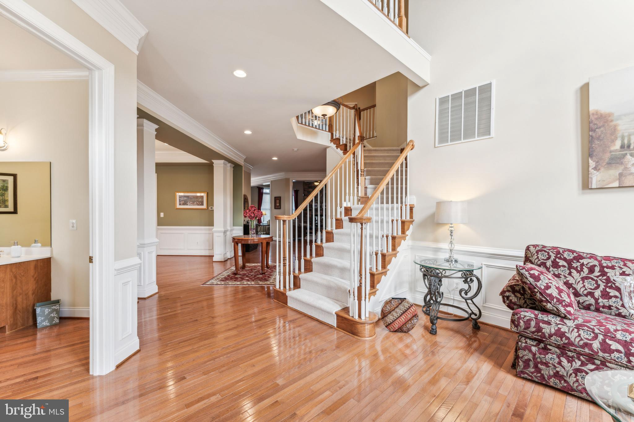 OAK HILL MANOR - Residential