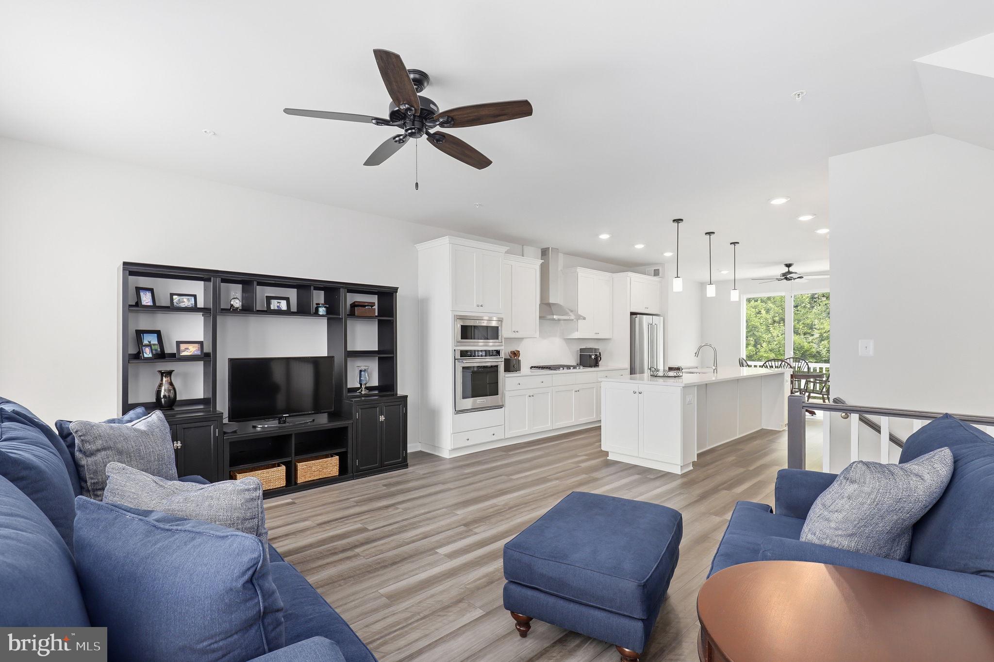 TUSCARORA CREEK - Residential
