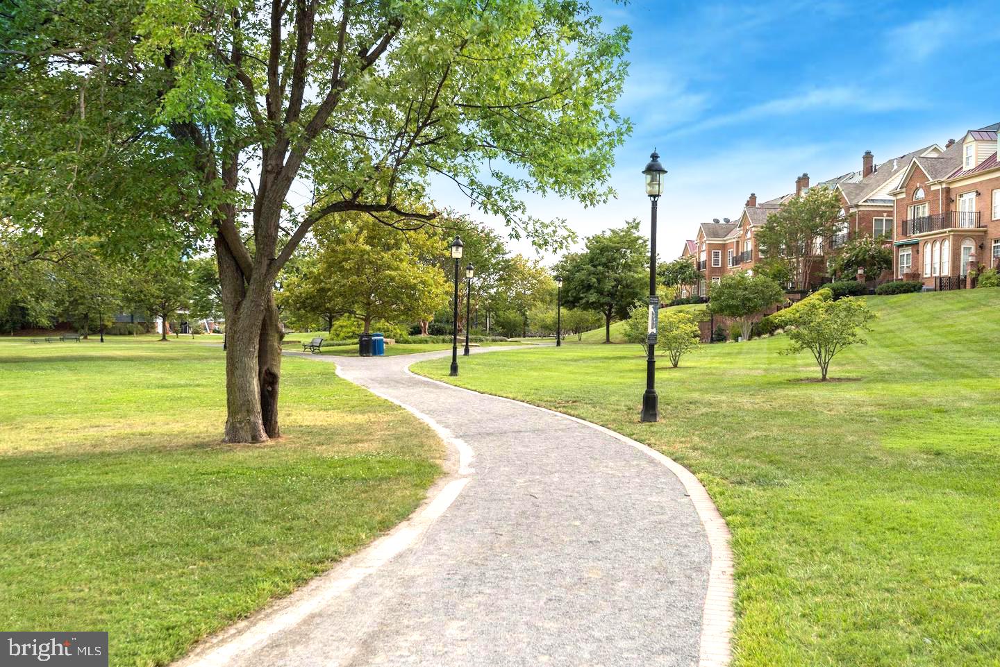 OLD TOWN ALEXANDRIA - Residential