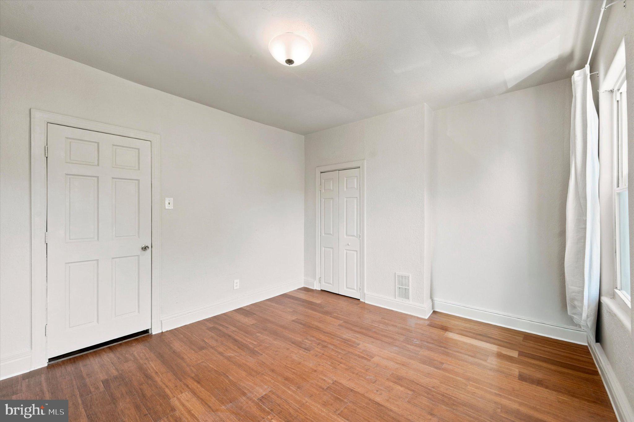 PHILADELPHIA (SOUTH) - Residential