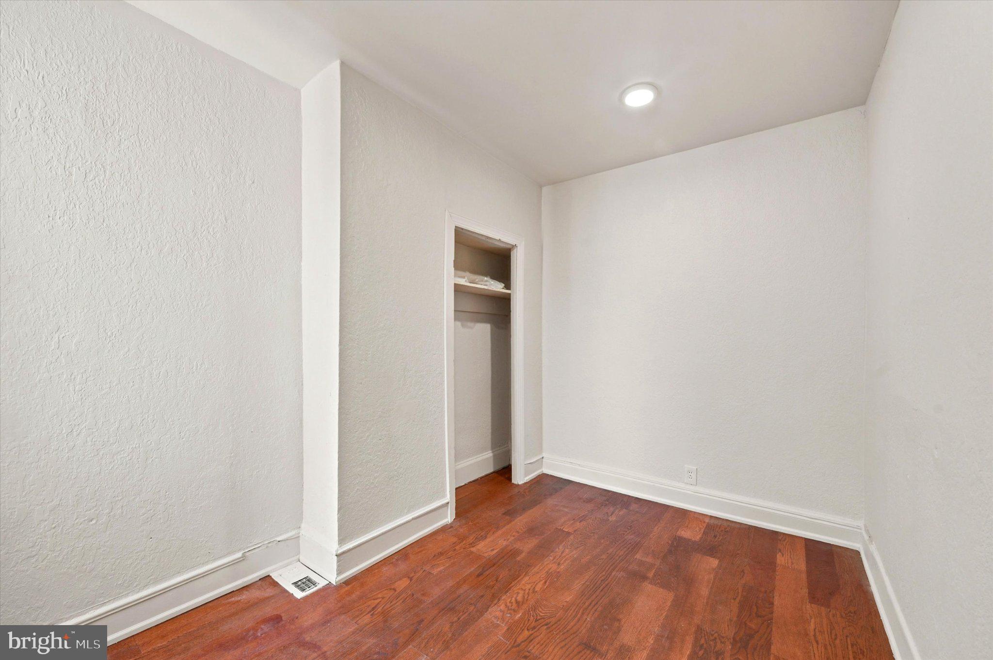 PHILADELPHIA (SOUTH) - Residential