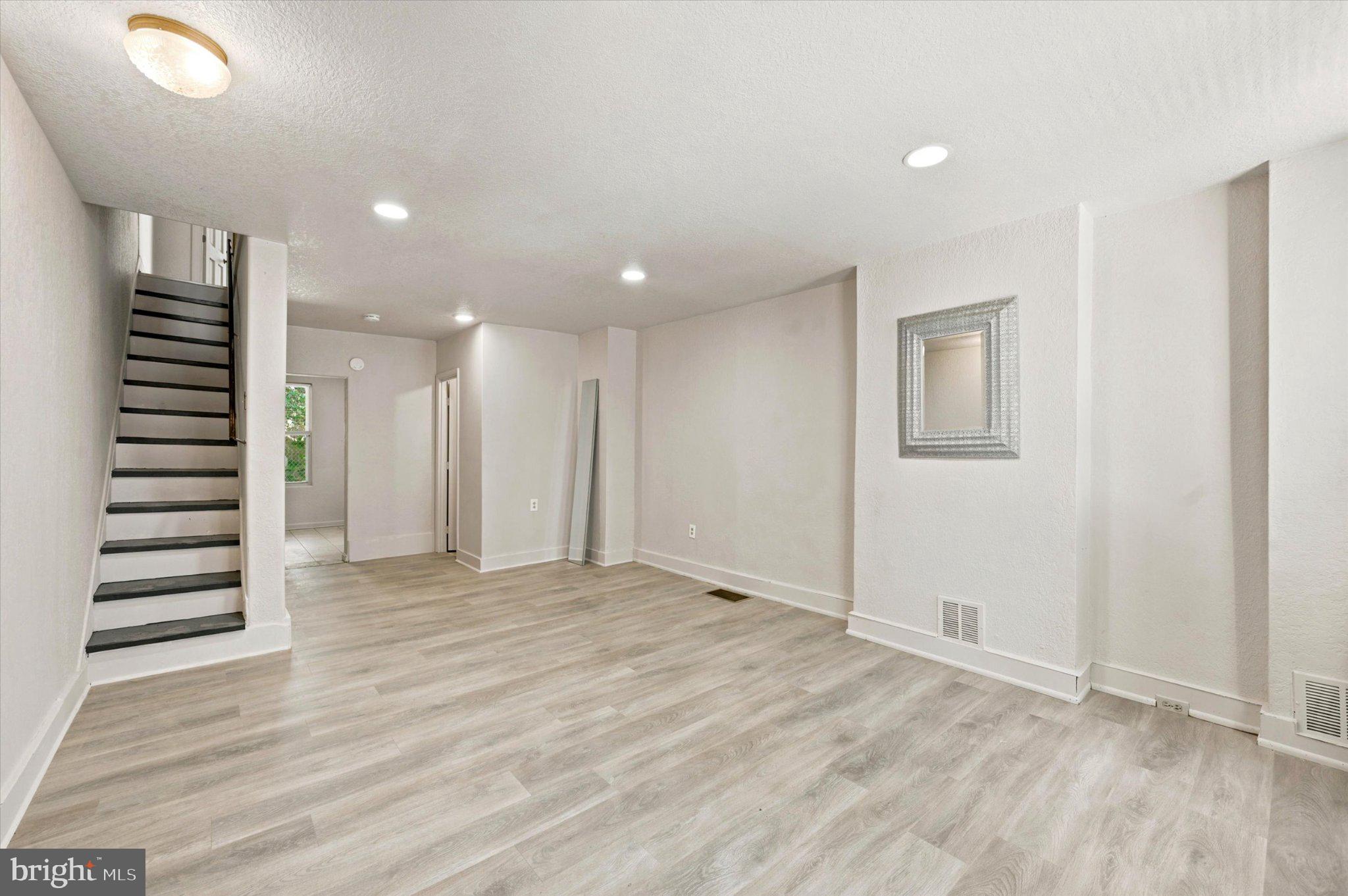 PHILADELPHIA (SOUTH) - Residential