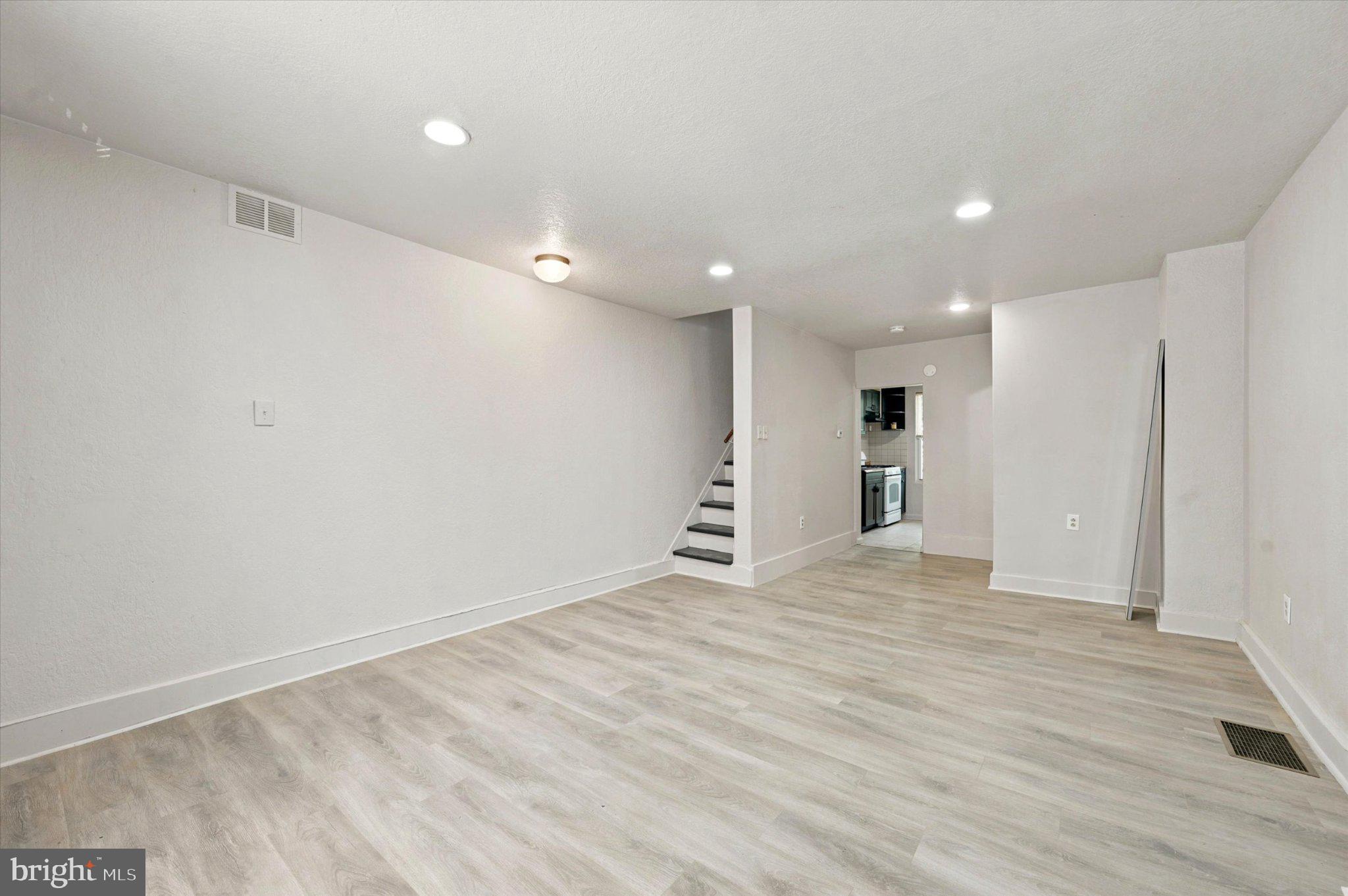 PHILADELPHIA (SOUTH) - Residential