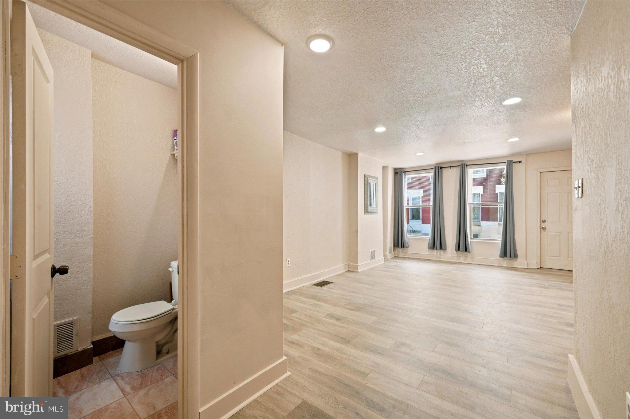 PHILADELPHIA (SOUTH) - Residential