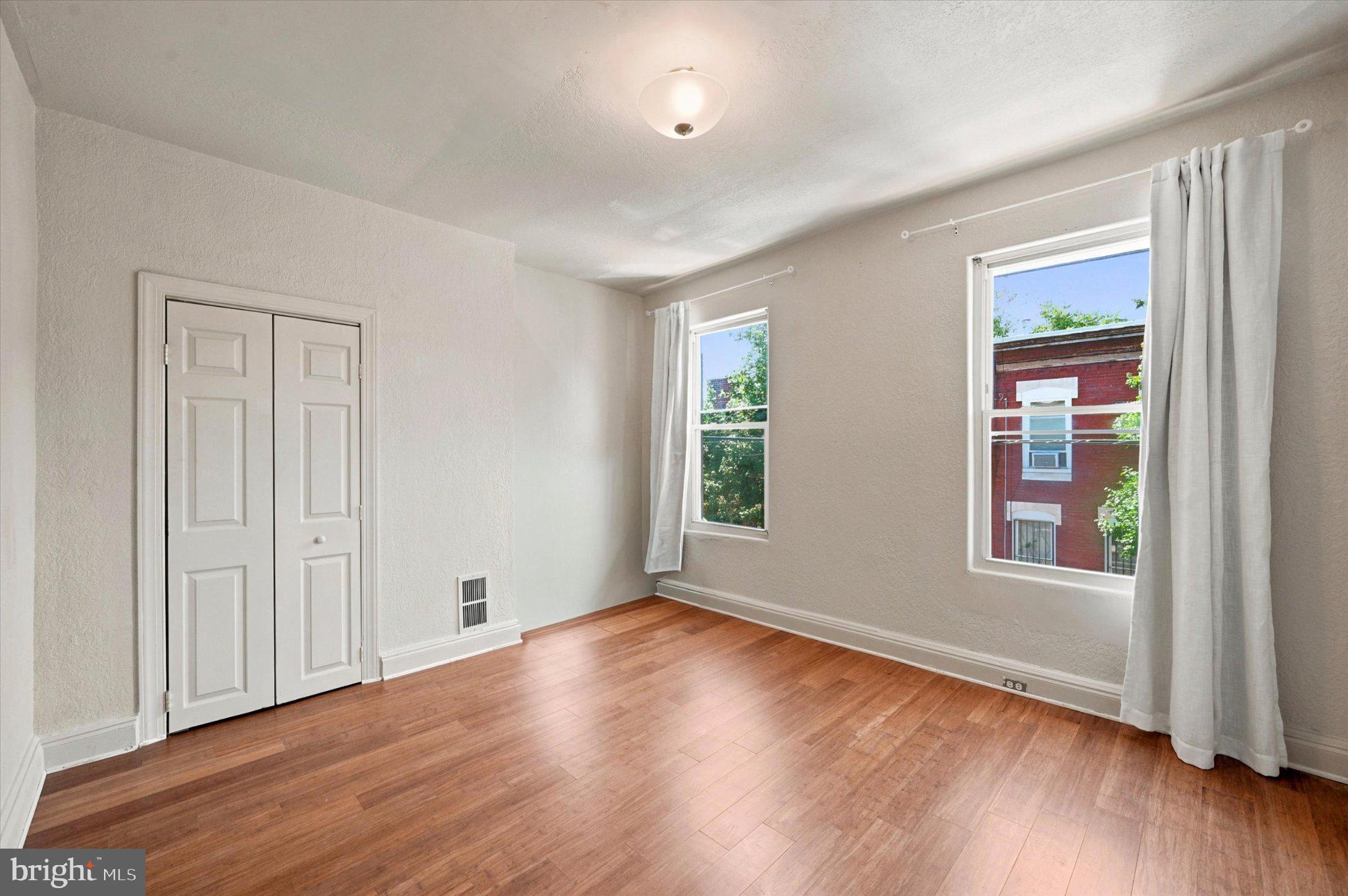 PHILADELPHIA (SOUTH) - Residential