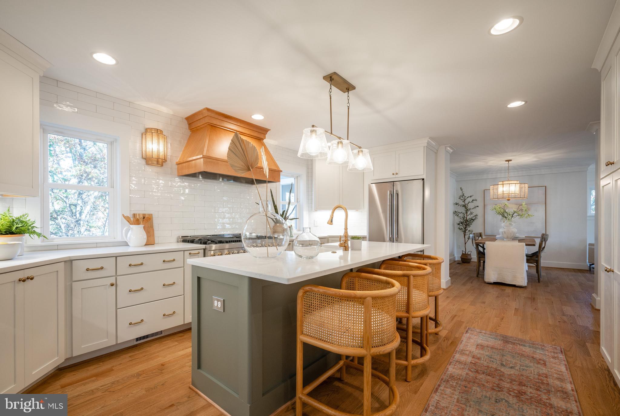 BEVERLY HILLS - Residential