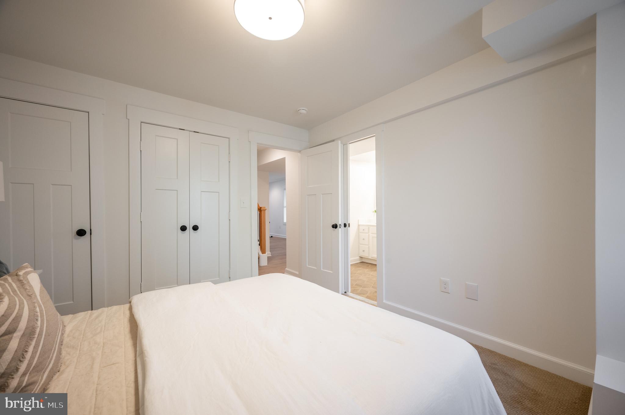 BEVERLY HILLS - Residential