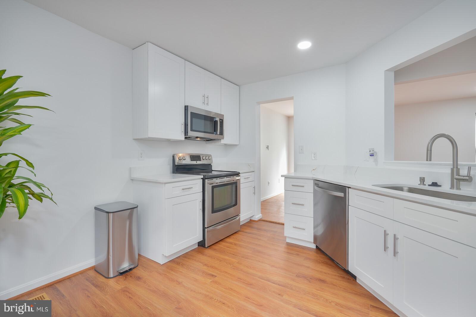 ARBOR WEST - Residential