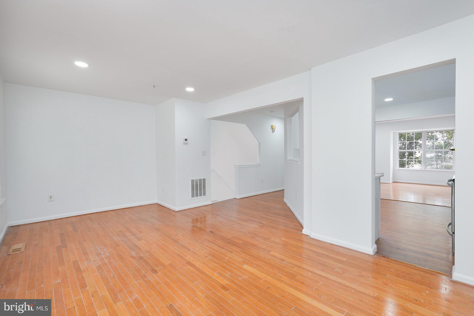ARBOR WEST - Residential