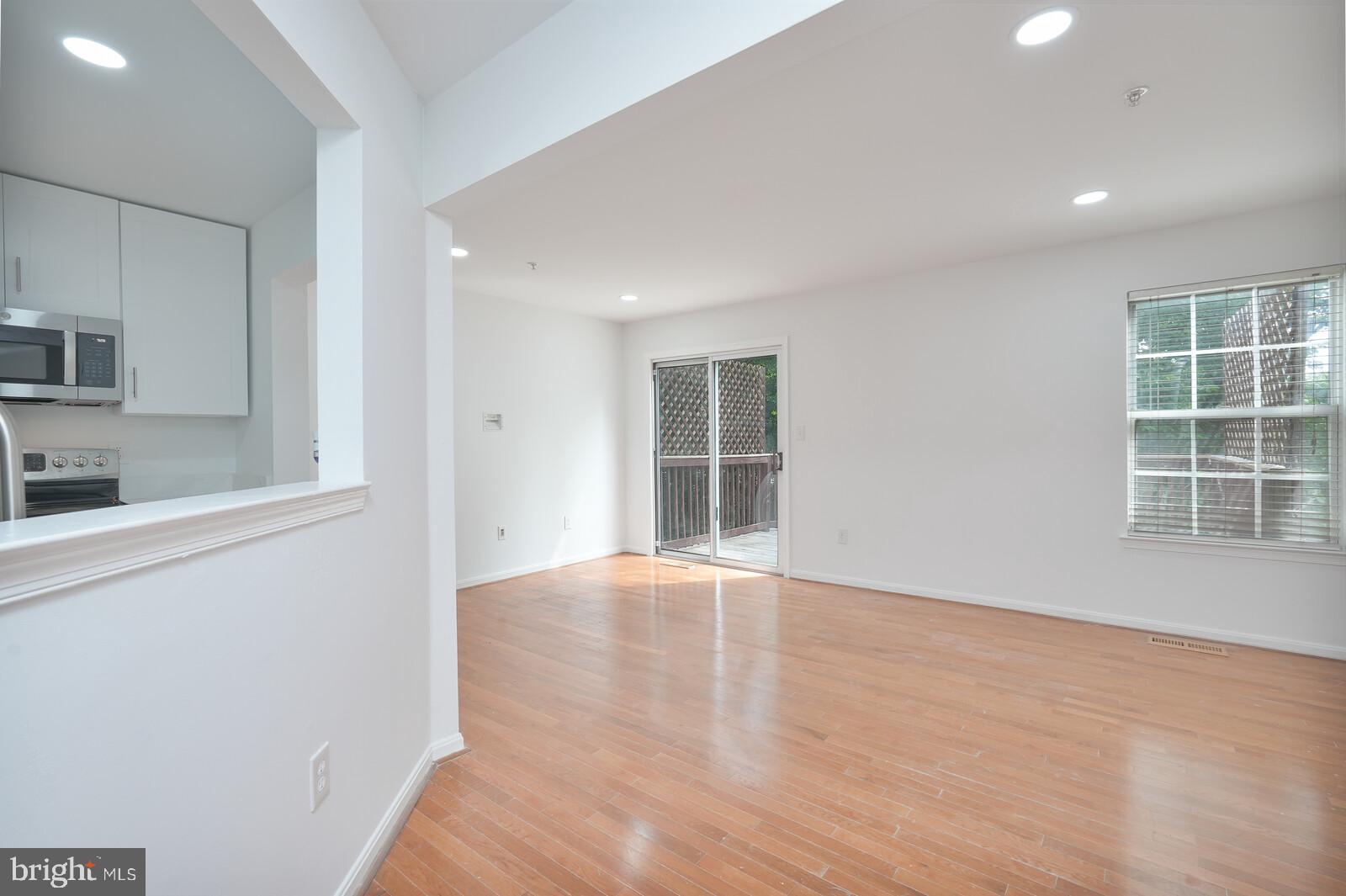 ARBOR WEST - Residential