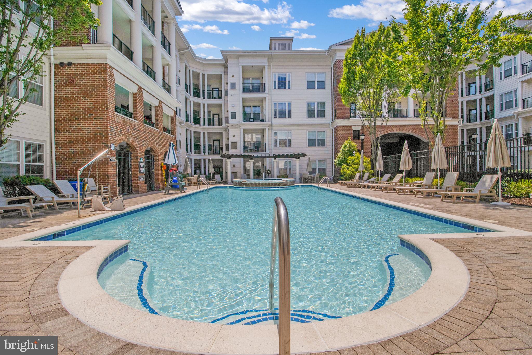 COLONNADE AT KENTLANDS - Residential
