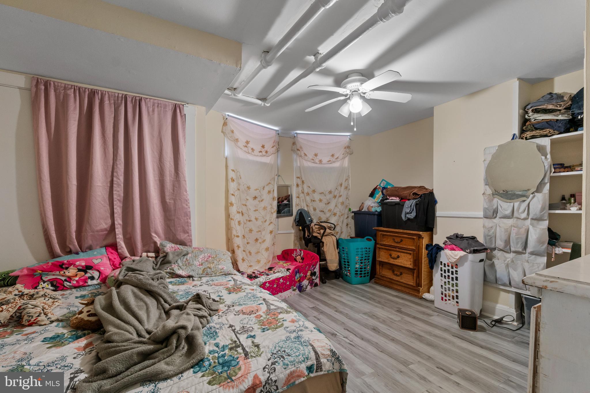 CHARLES VILLAGE - Commercial Sale