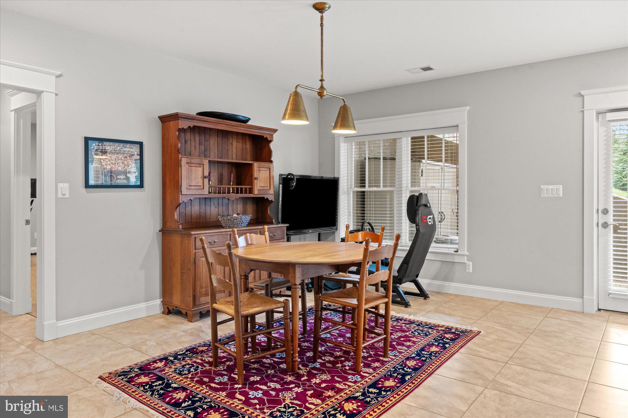 BROYHILL HILLS - Residential