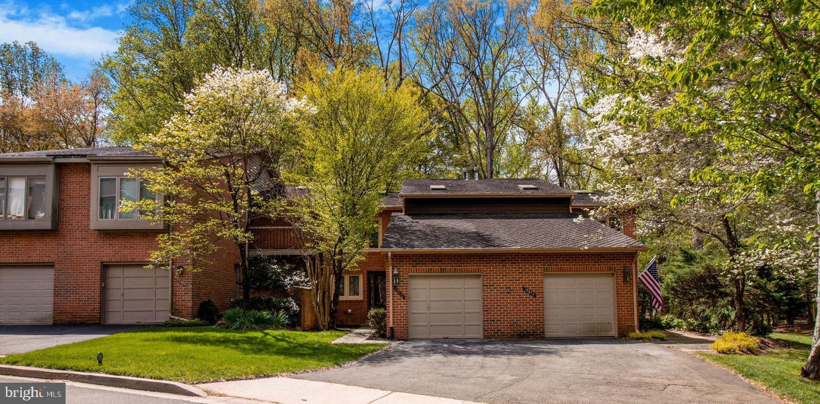 FAWSETT FARMS MANOR - Residential