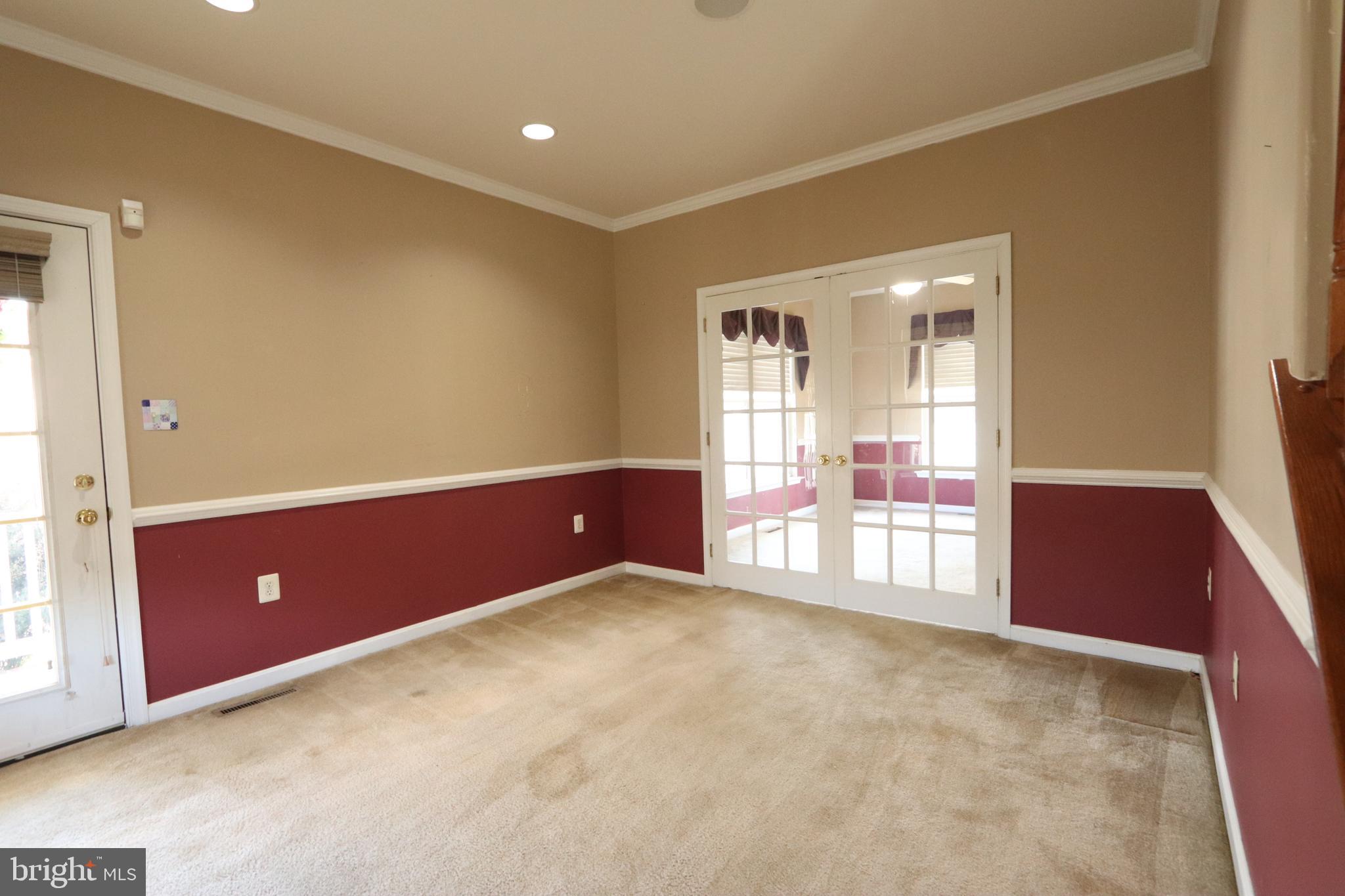 VILLAGES AT LEONARDTOWN - Residential