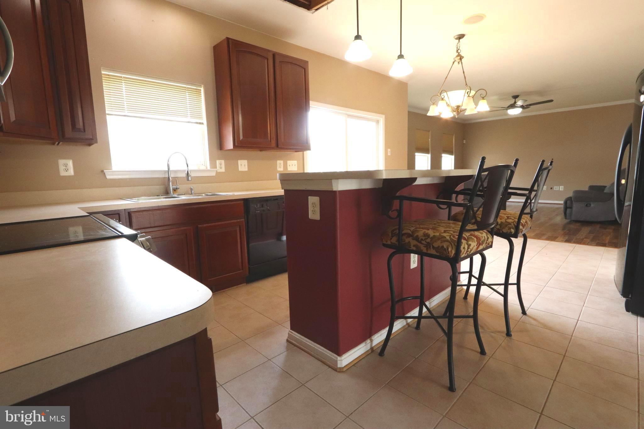 VILLAGES AT LEONARDTOWN - Residential