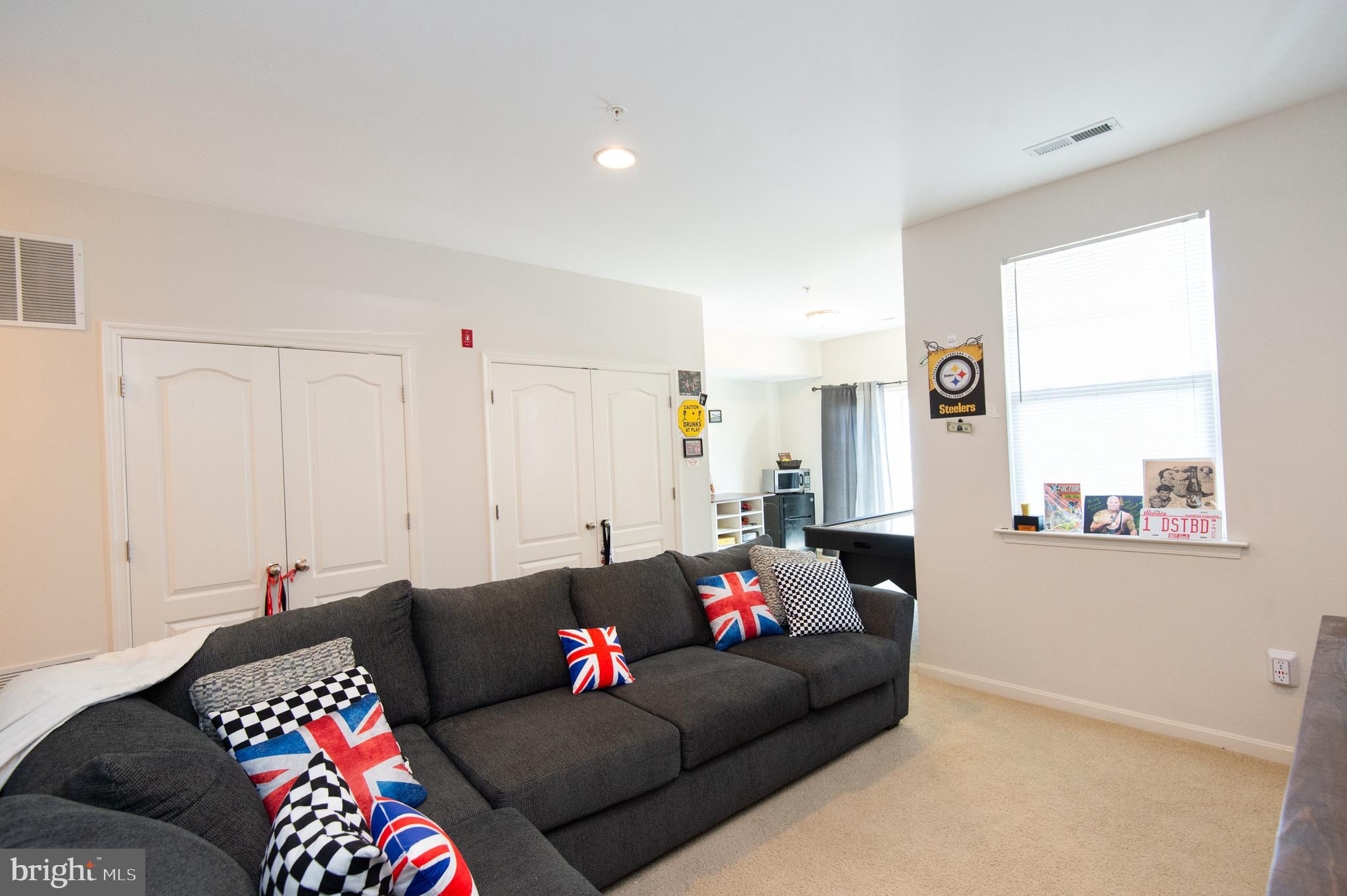 DEEP HARBOUR TOWN HOMES - Residential