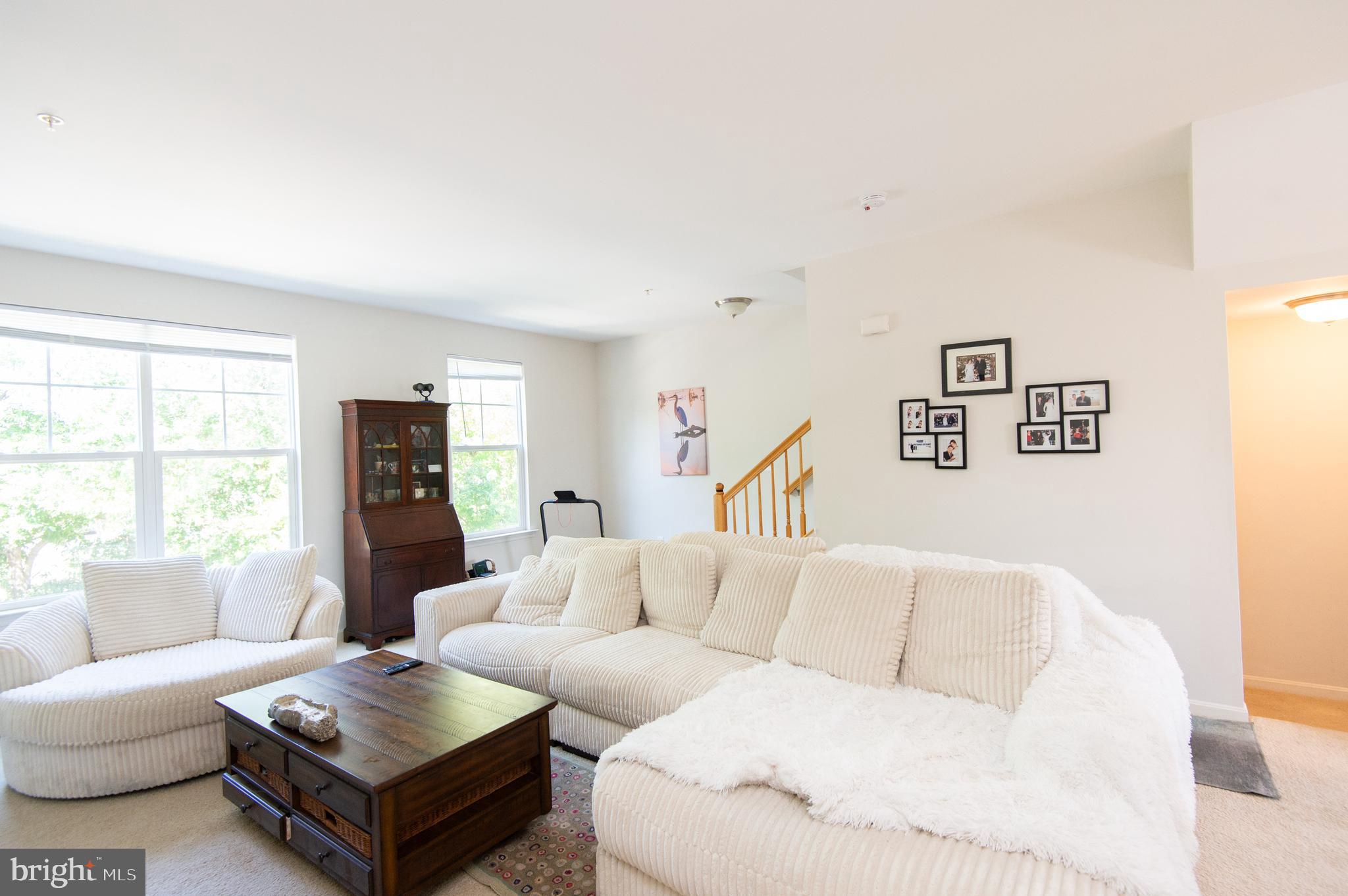 DEEP HARBOUR TOWN HOMES - Residential