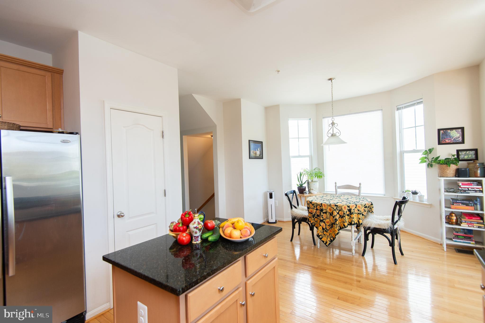 DEEP HARBOUR TOWN HOMES - Residential