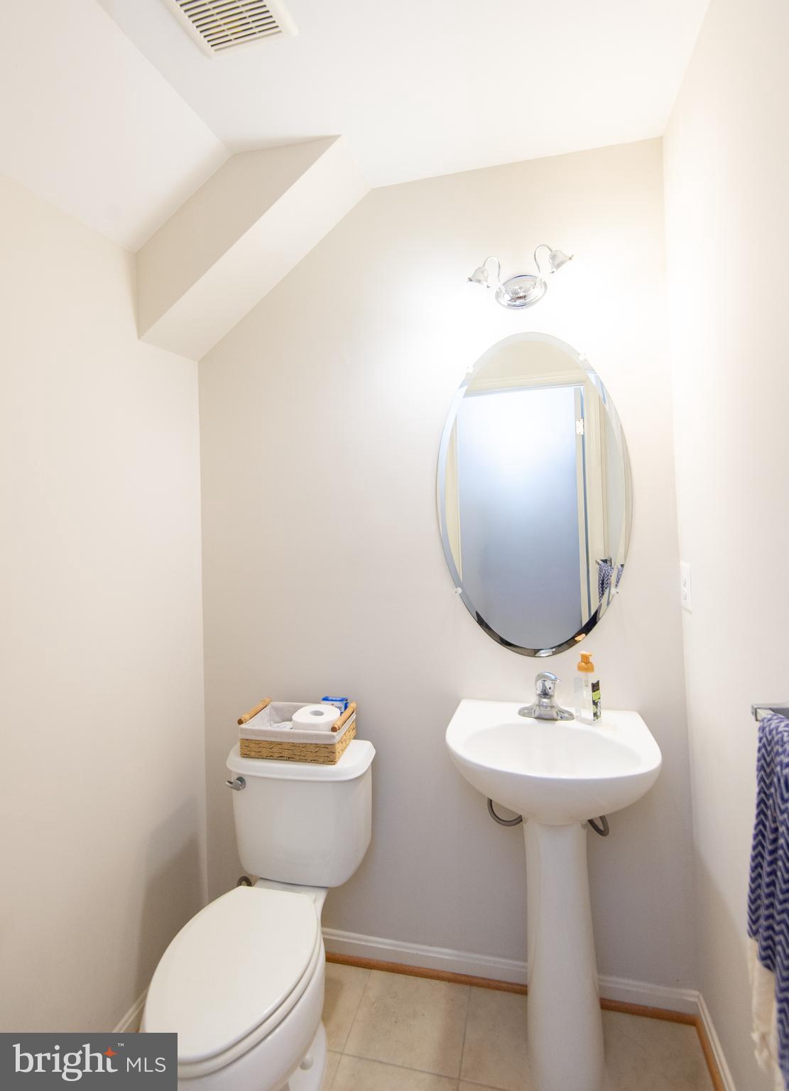 DEEP HARBOUR TOWN HOMES - Residential