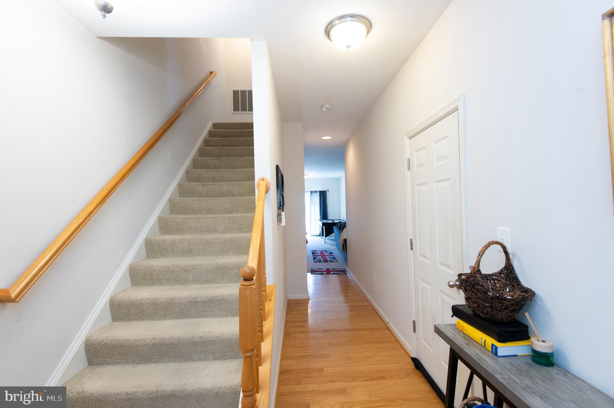 DEEP HARBOUR TOWN HOMES - Residential