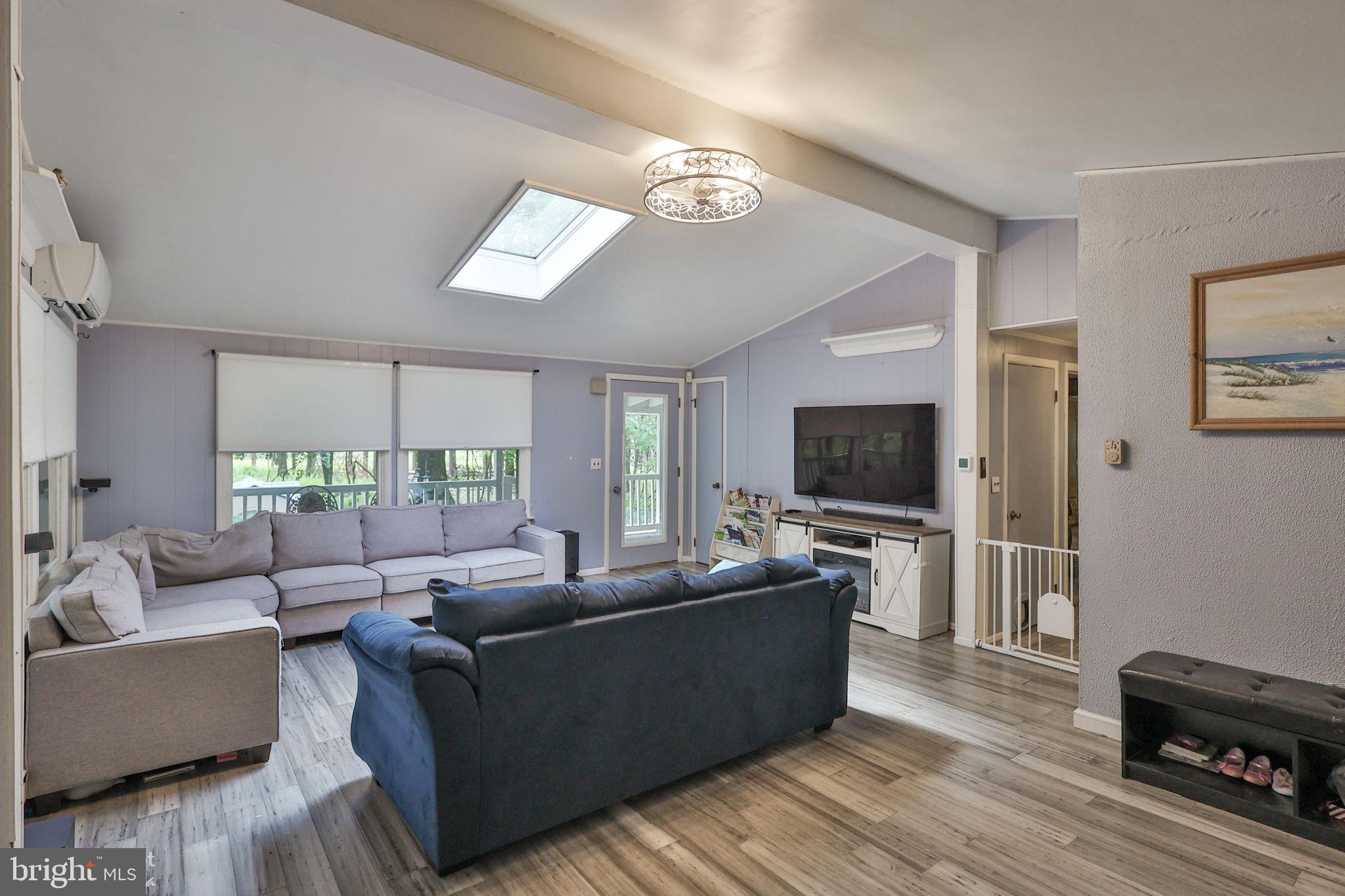 PINE WOOD ACRES - Residential