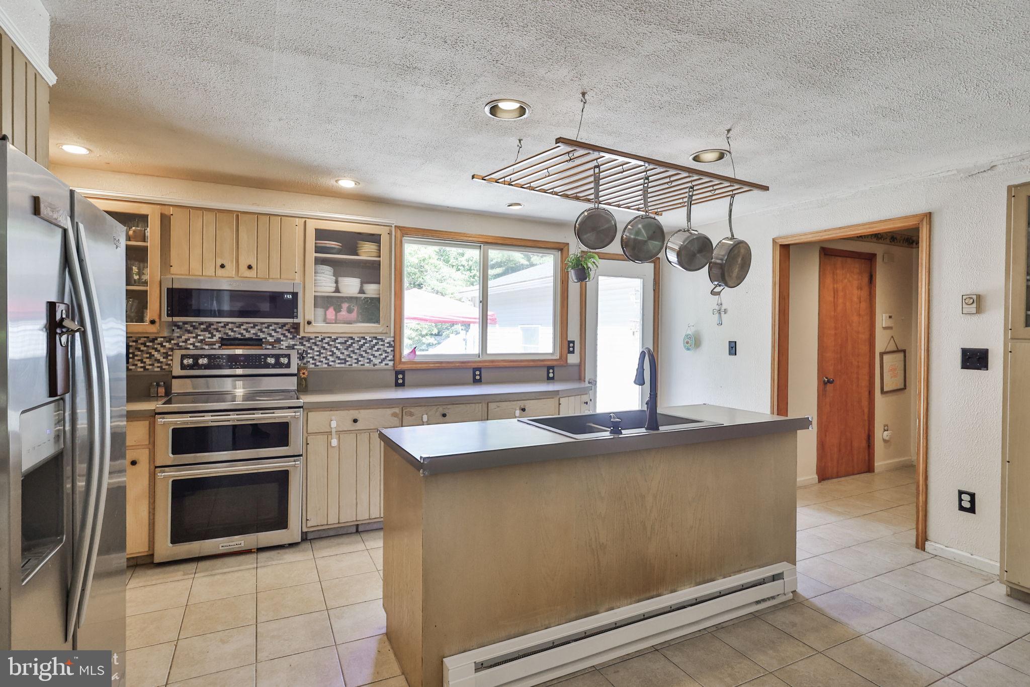 PINE WOOD ACRES - Residential