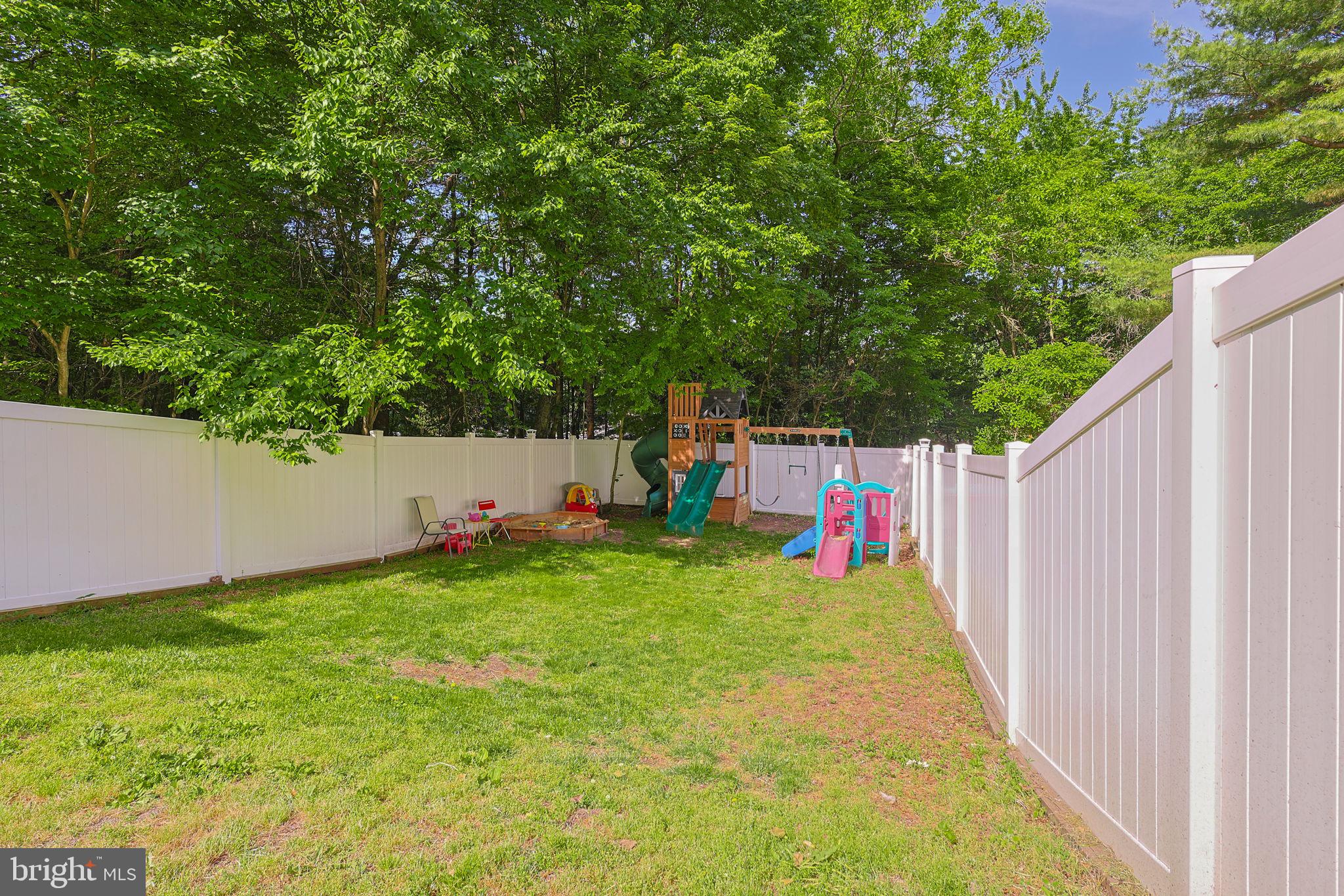 PINE WOOD ACRES - Residential