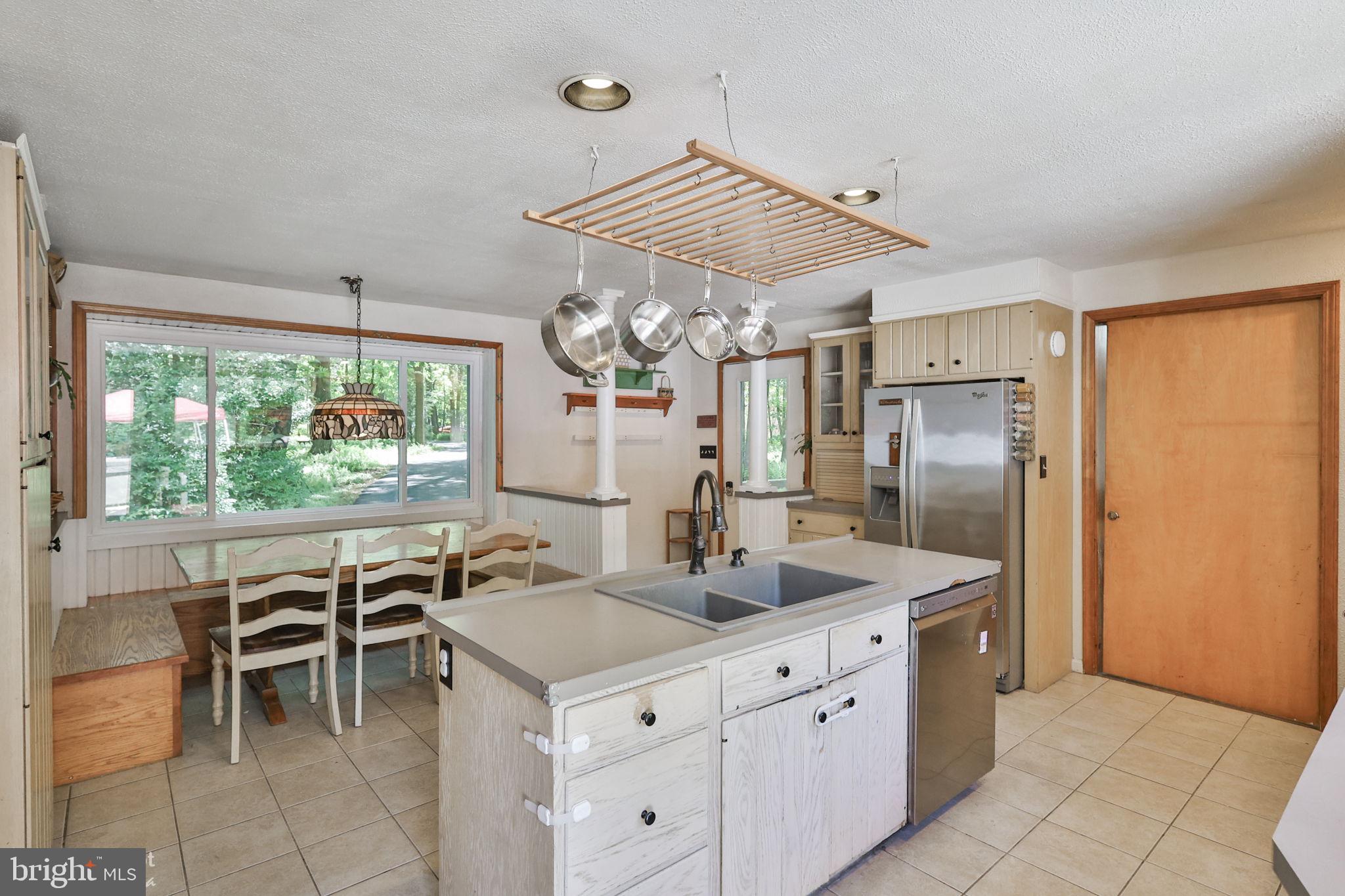 PINE WOOD ACRES - Residential
