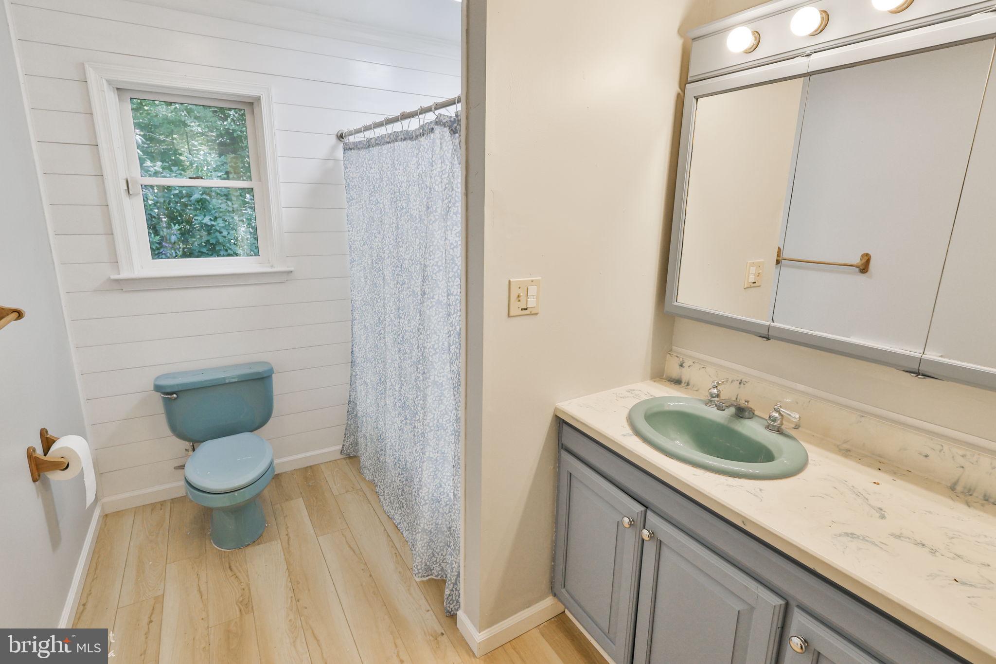 PINE WOOD ACRES - Residential