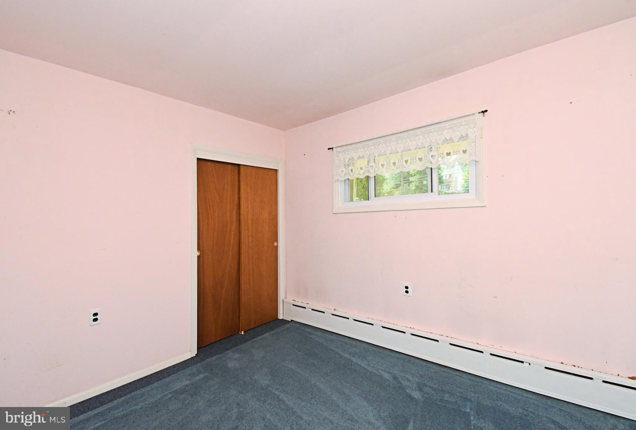 SPRING MOUNT - Residential