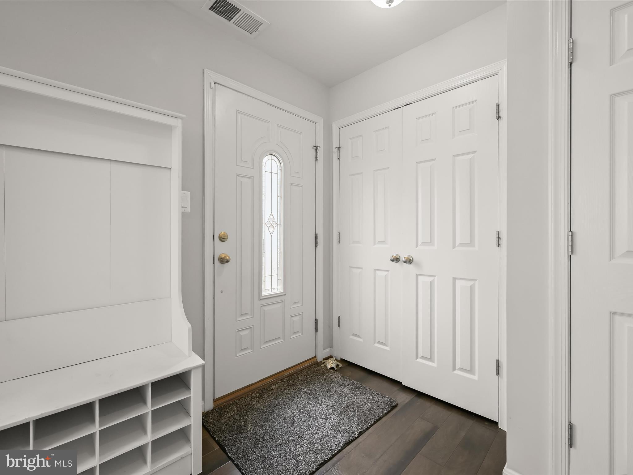 ELKRIDGE CROSSING - Residential
